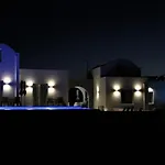 Aparthotel White Element 4*