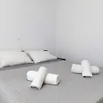 White Element Appart hôtel Karterados (Santorini)
