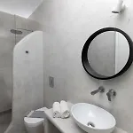 White Element Appart hôtel Karterados (Santorini)