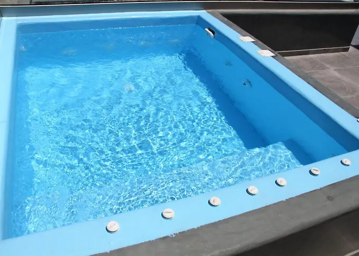 White Element Апарт-отель