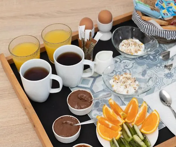 아파트호텔 White Element 카르테라도스