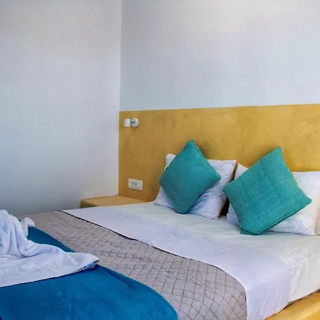 Aparthotel White Element Karterados (Santorini)