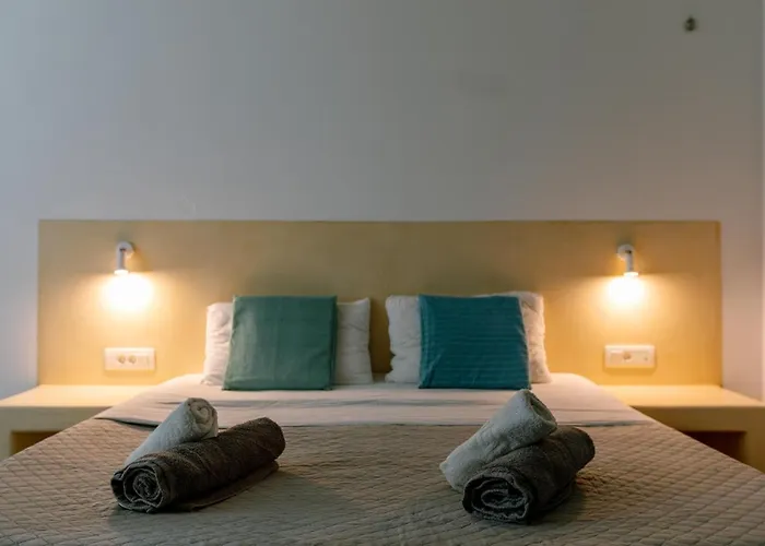 Aparthotel White Element 4*