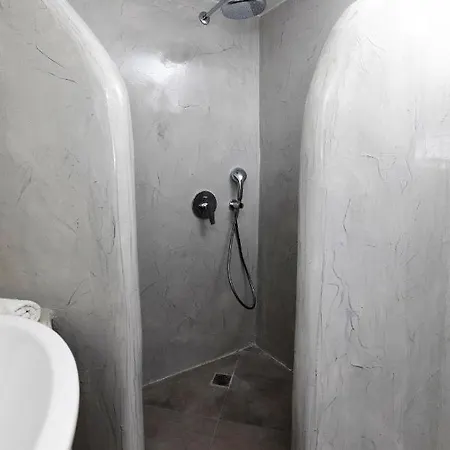 White Element 4*