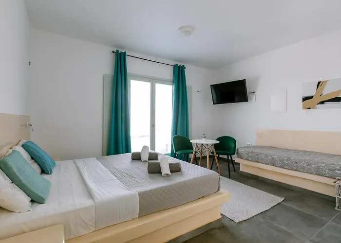 Aparthotel White Element 4*