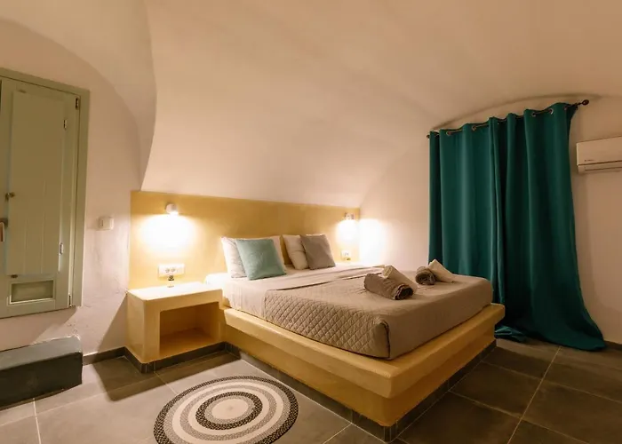 White Element 4* Karterados (Santorini)