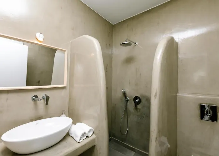 Aparthotel White Element Karterados (Santorini)